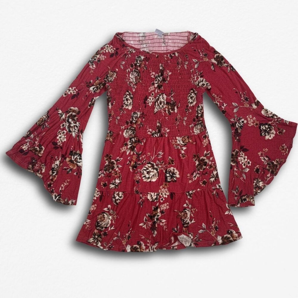 Size Small Flowy Red Shirt‎